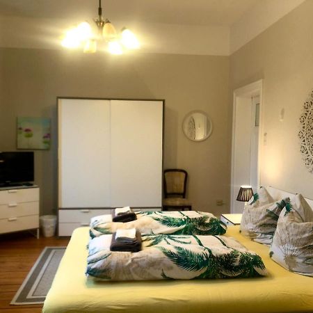 Villa Hanseart Luebeck - Privatzimmer In Zentraler Lage Buitenkant foto