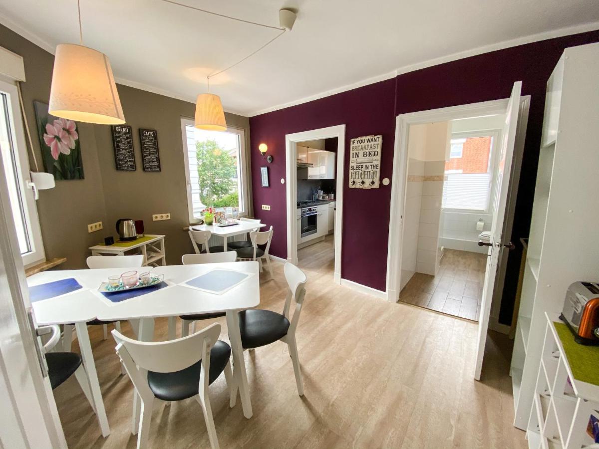 Villa Hanseart Luebeck - Privatzimmer In Zentraler Lage Buitenkant foto