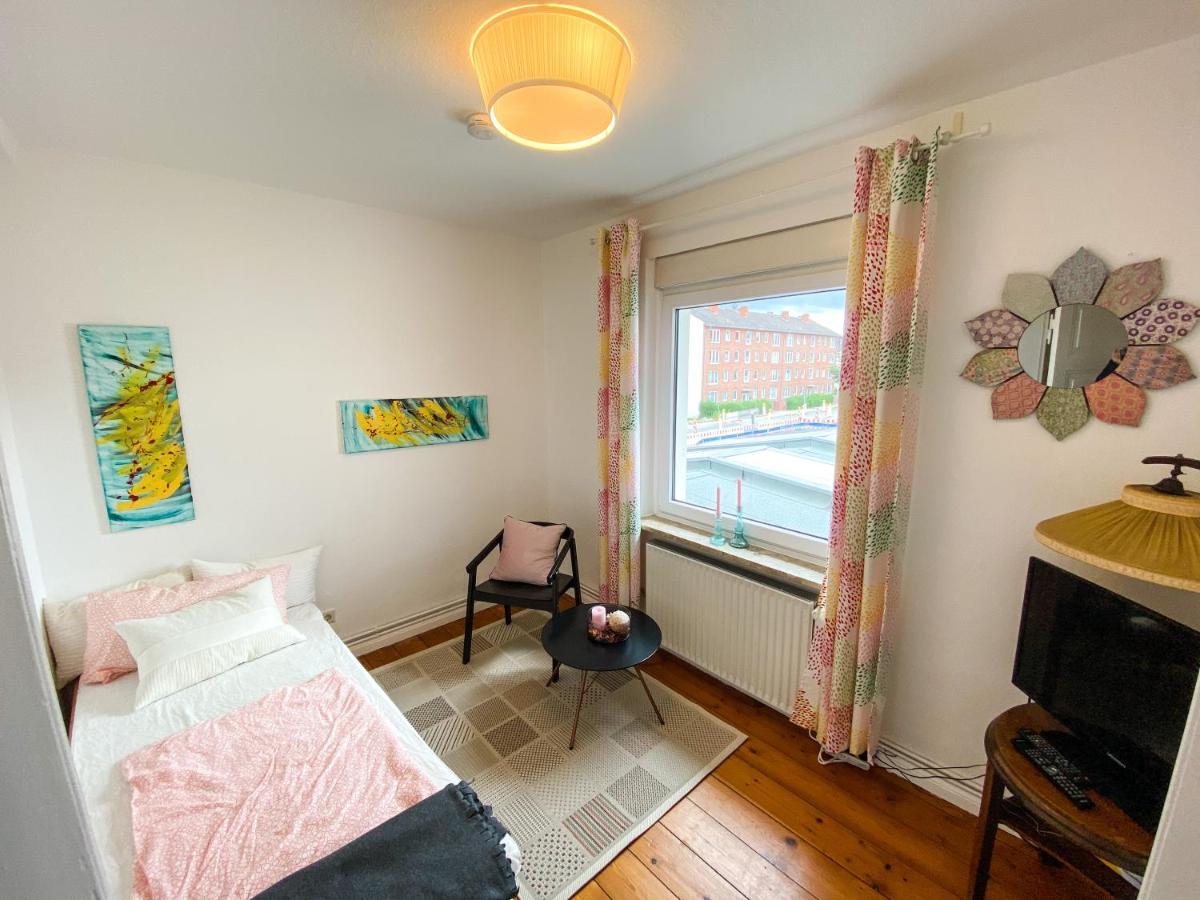 Villa Hanseart Luebeck - Privatzimmer In Zentraler Lage Buitenkant foto