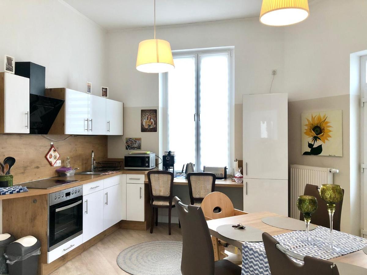 Villa Hanseart Luebeck - Privatzimmer In Zentraler Lage Buitenkant foto
