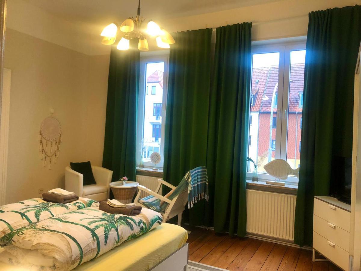 Villa Hanseart Luebeck - Privatzimmer In Zentraler Lage Buitenkant foto